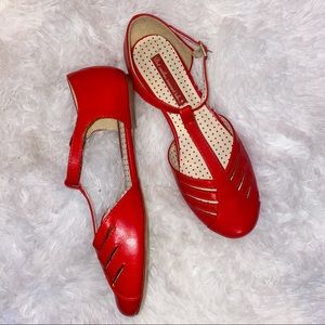 Size 9 | B.A.I.T. Sandals - Red